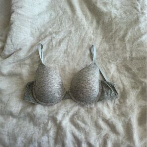 Victoria's Secret Heather Gray T-Shirt Bra